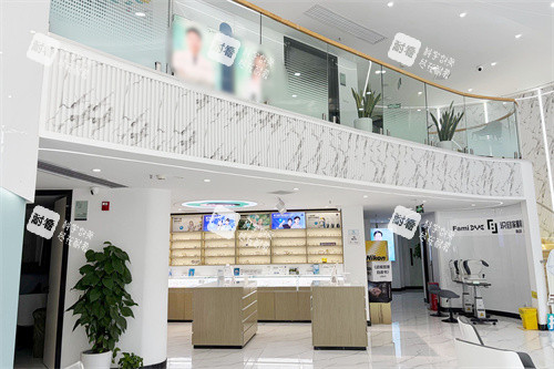 长沙识目睛点眼科一楼大厅