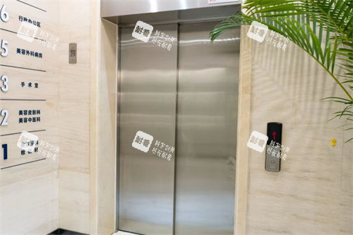 北京联合丽格第二医疗美容医院电梯区域