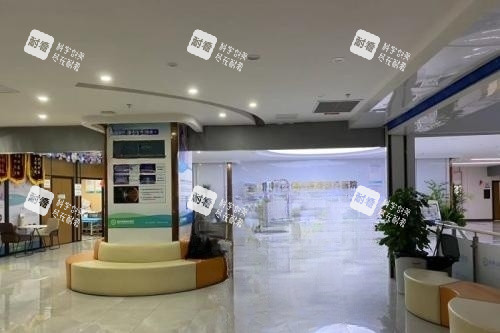 福州亮睛眼科医院休息区域 福州亮睛眼科医院休息区域