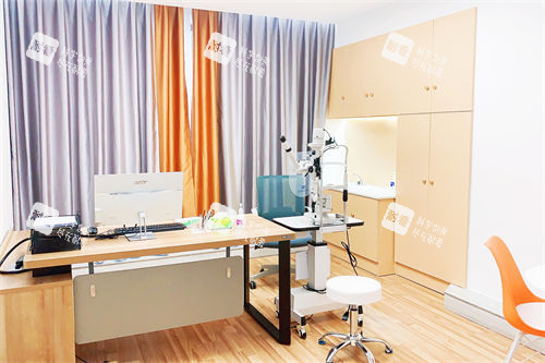 福州亮睛眼科医院商谈室 福州亮睛眼科医院商谈室