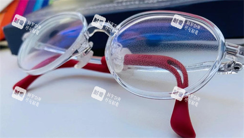 尼康控优点镜片