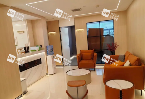 南宁华美整形候诊区
