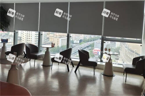 武汉悦瞳眼科医院候诊休息区