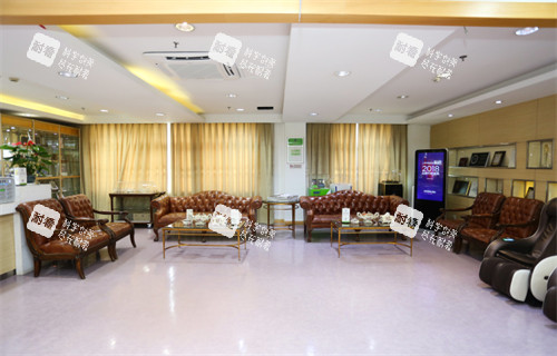 上海华美医疗美容医院大厅环境图 上海华美医疗美容医院大厅环境图