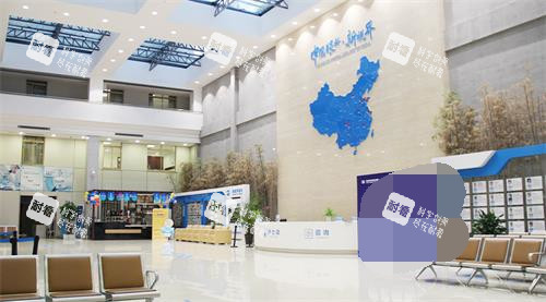 青岛新视界眼科医院内部大厅环境