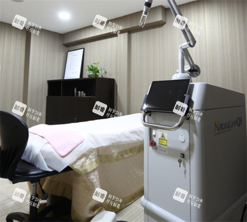 长春中妍奥拉克医疗美容激光治疗室