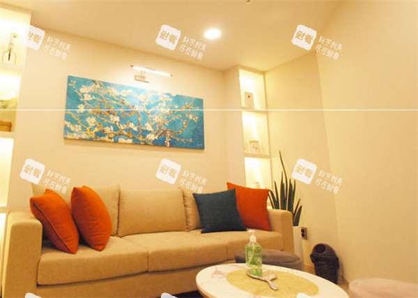 韩国4everjeju皮肤科等候区一角