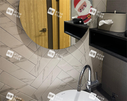 明洞丹雅皮肤科洗漱区