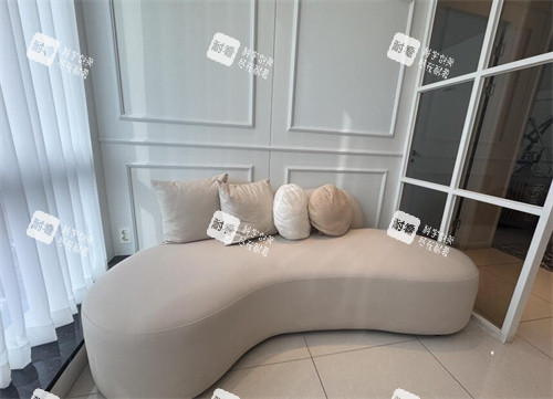 韩国鹿美人皮肤科等候区