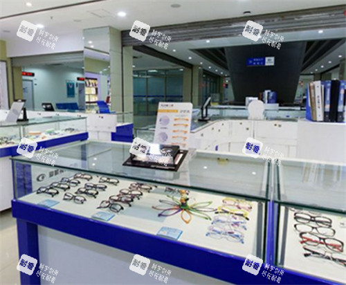 邯郸爱眼眼科配镜区环境图 邯郸爱眼眼科配镜区环境图