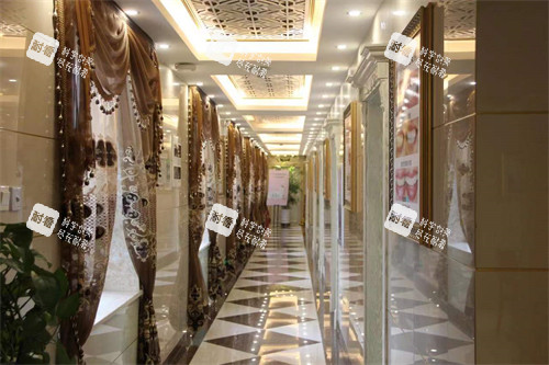 威海荣成睿辰医疗美容走廊环境图