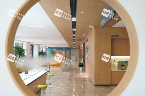 杭州爱尔眼科医院配镜区