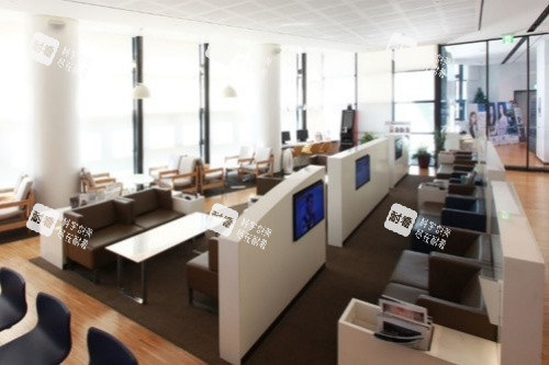 韩国梦想整形外科休息室