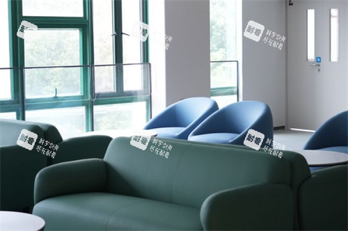 深圳普瑞眼科休息区 深圳普瑞眼科休息区
