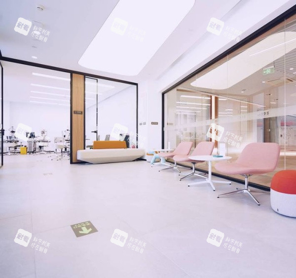 北京茗视光眼科医院室外等候区