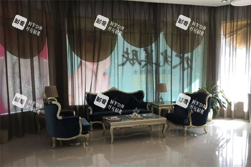 茂名华美美容医院价目表：双眼皮1777起、隆鼻2500起、隆胸9000起，瘦脸吸脂价格全透明！