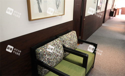 韩国安成烈整形外科等待区