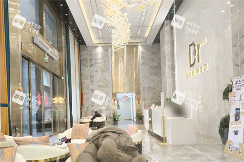 长沙脸博士医疗美容大厅环境