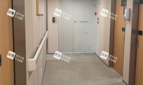 成都艺星整形诊室门口