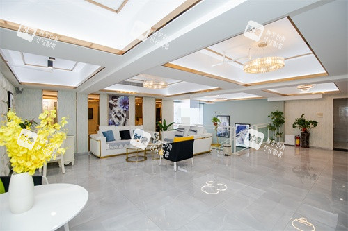 汕头莱美医疗美容门诊部二层大厅