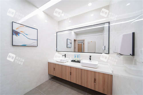 合肥沃瑞眼科医院盥洗室