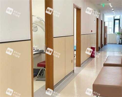 北京朝聚眼科等候区