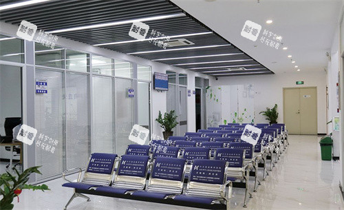汕头慧晶眼科等待区 汕头慧晶眼科等待区