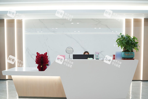 深圳港龙医院口腔科前台图