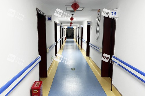 平顶山眼科医院走廊区域