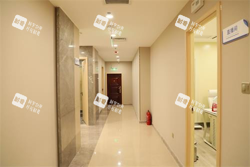 北京碧莲盛植发医院走廊环境