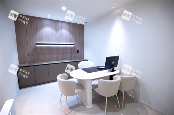 釜山genius皮肤科面诊室