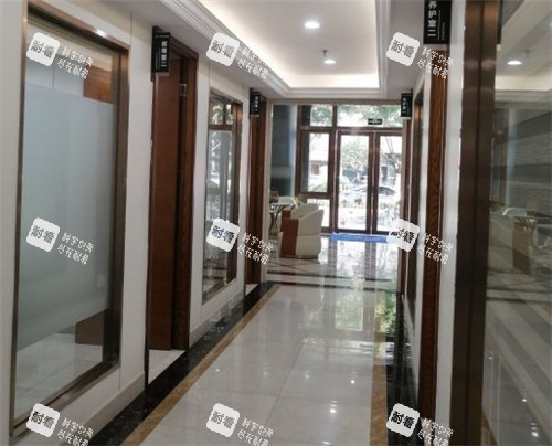 厦门万禾丽生植发走廊环境