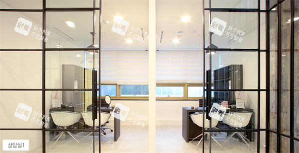 釜山miul皮肤科面诊室环境图 釜山miul皮肤科面诊室环境图