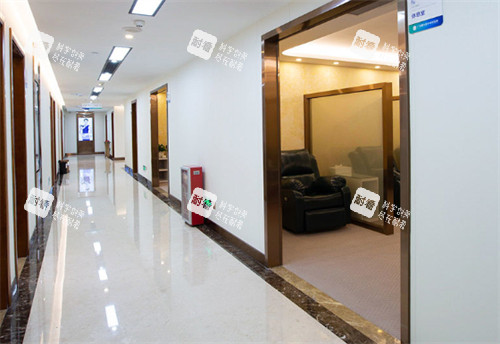 广州曙光医学美容医院过道环境