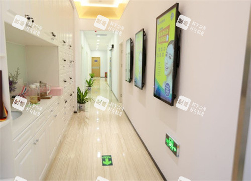 深圳富华整形走廊图片