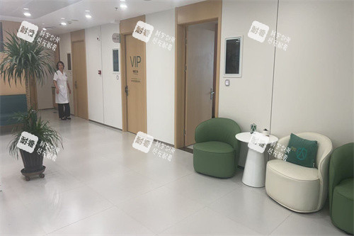 沈阳何氏眼科走廊