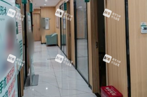 长沙目宁眼科走廊