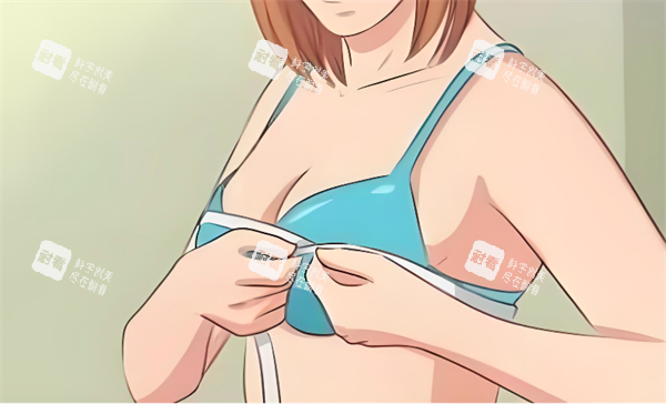 隆胸术后展示图