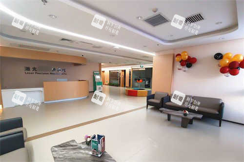 北京何氏眼科医院激光诊疗区