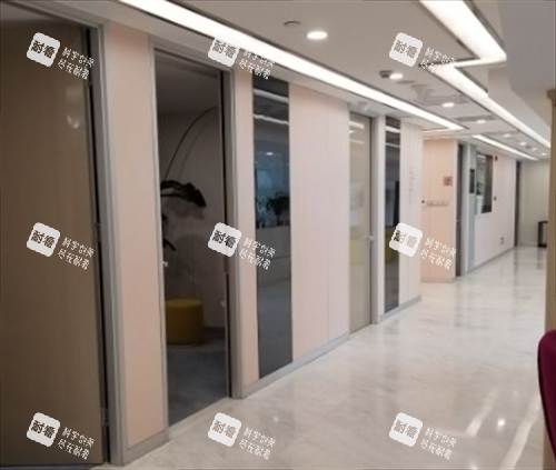 上海时光门诊走廊环境