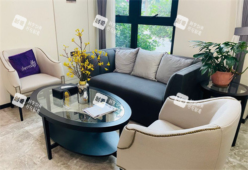 上海生命树医疗美容医院等待室 上海生命树医疗美容医院等待室