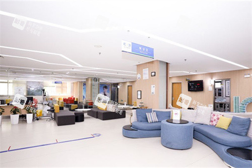 南京爱尔眼科大厅