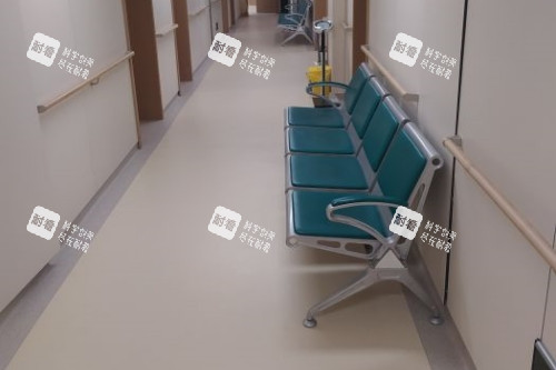 哈尔滨普瑞眼科候诊区