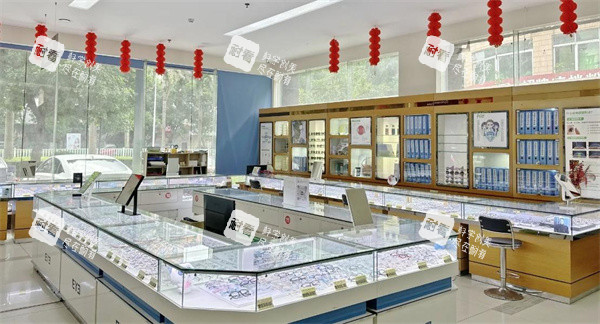 玉林爱尔眼科配镜