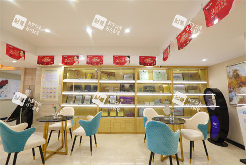 武汉美基元整形医院荣誉墙