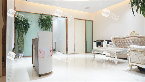 合肥壹加壹医疗美容大厅皮肤科前台