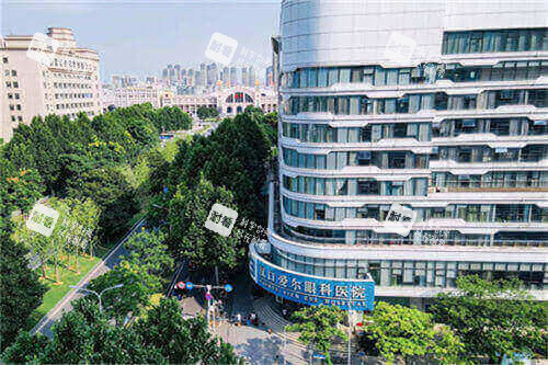 武汉爱尔眼科汉口医院大楼外景