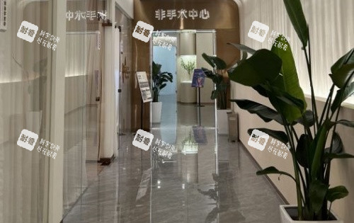 成都华生铂悦整形走廊环境示意图