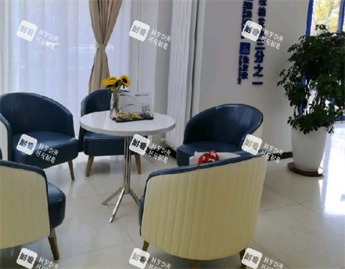 郑州大麦植发等候区