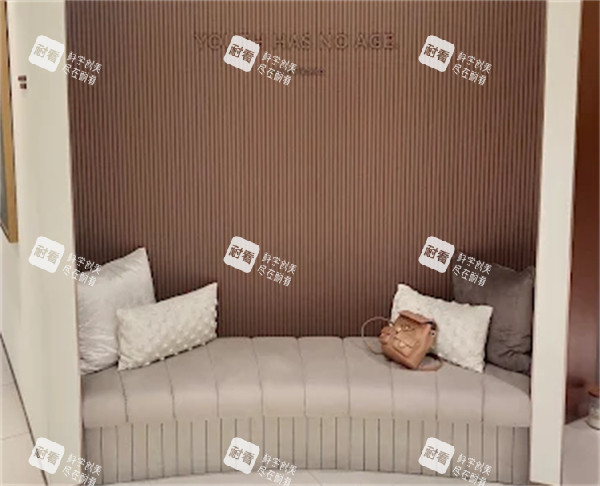 韩国brandnewclinic皮肤科等候沙发